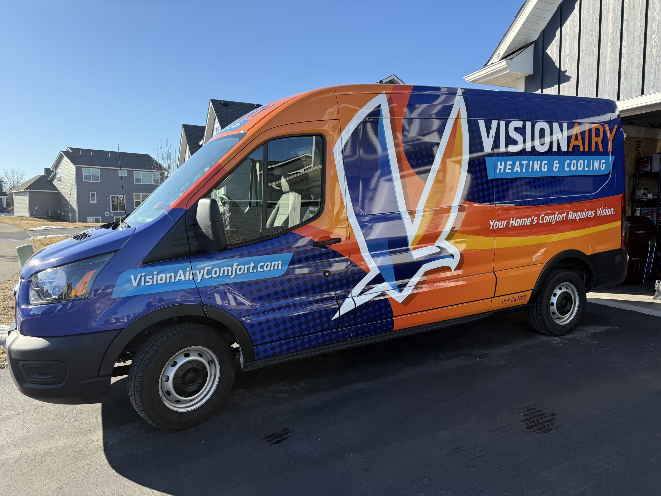 IMG_1538 visionary truck in a garage